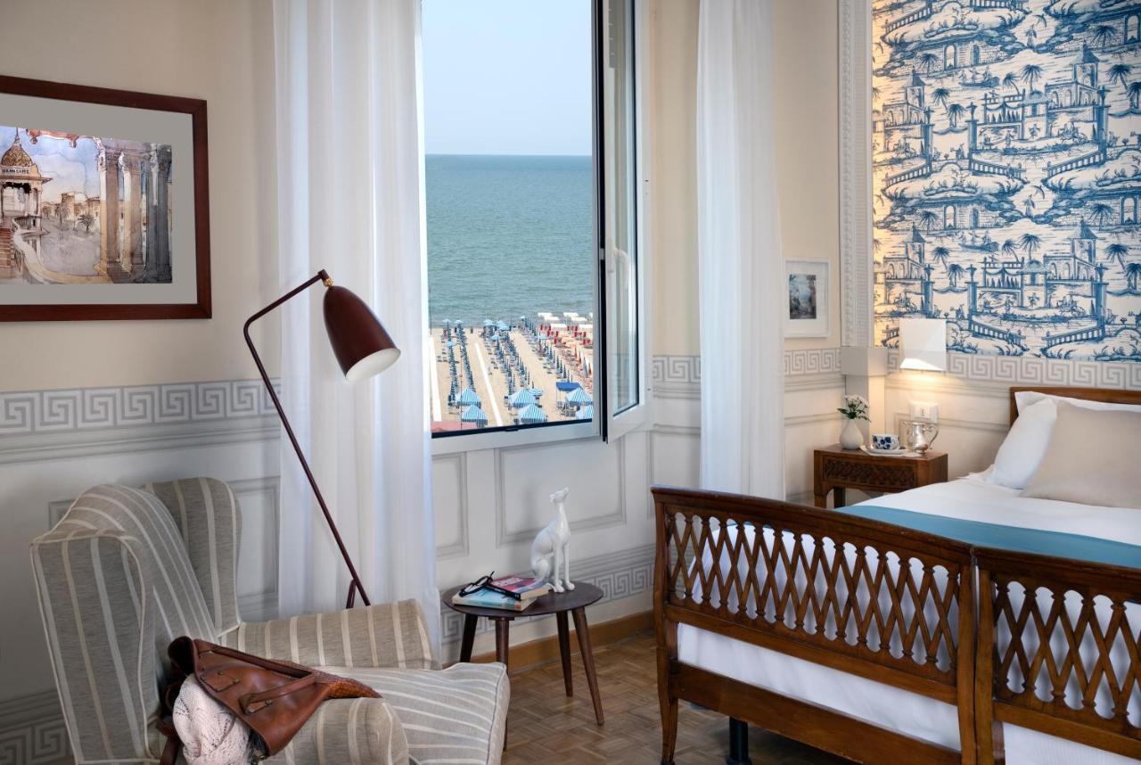 Palace 4*