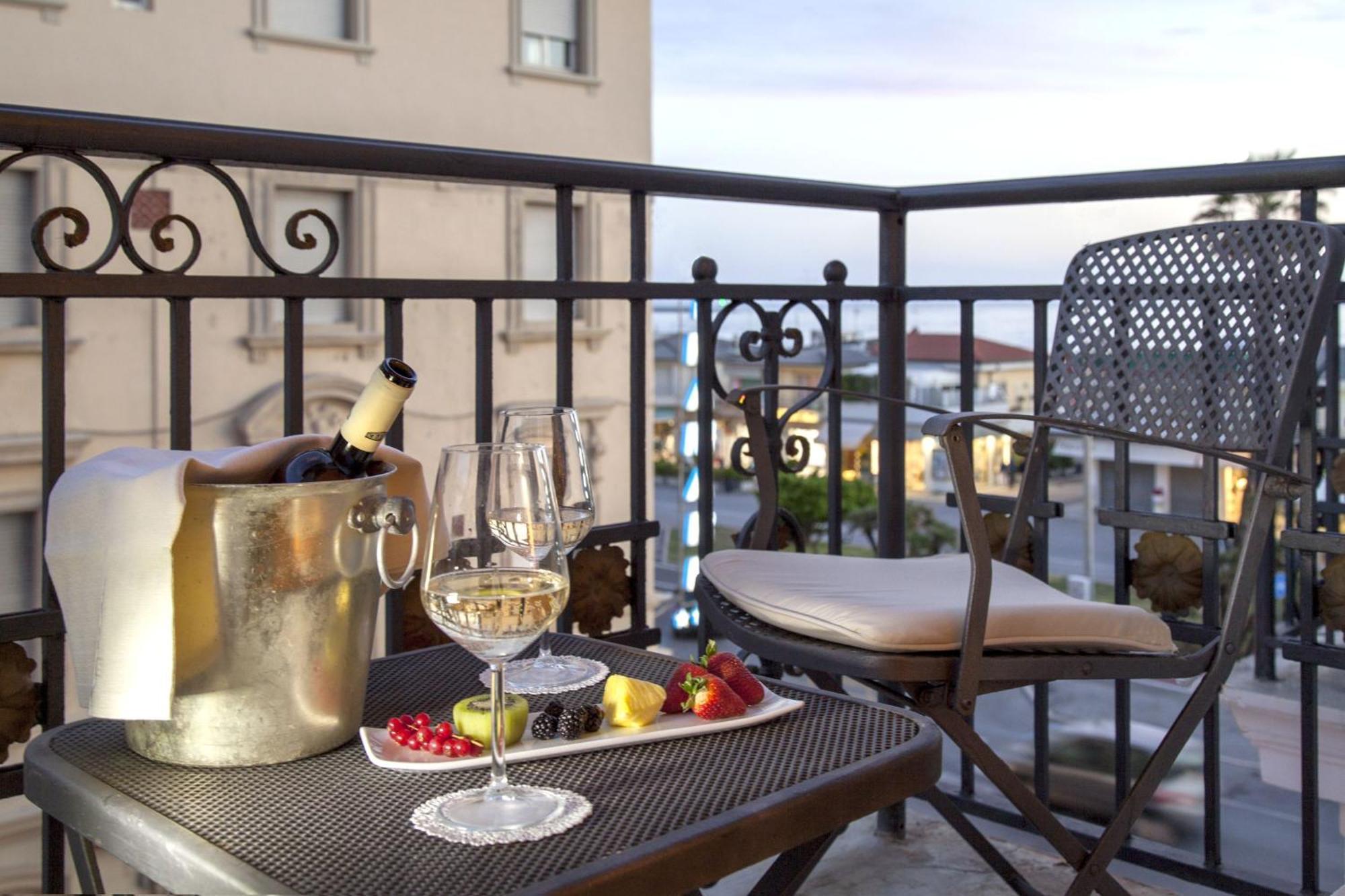 Palace Viareggio