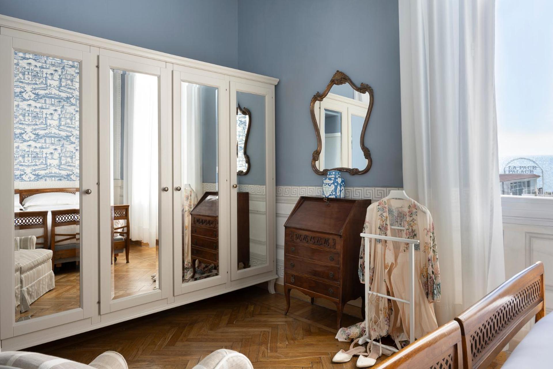 Palace Hotel 4*